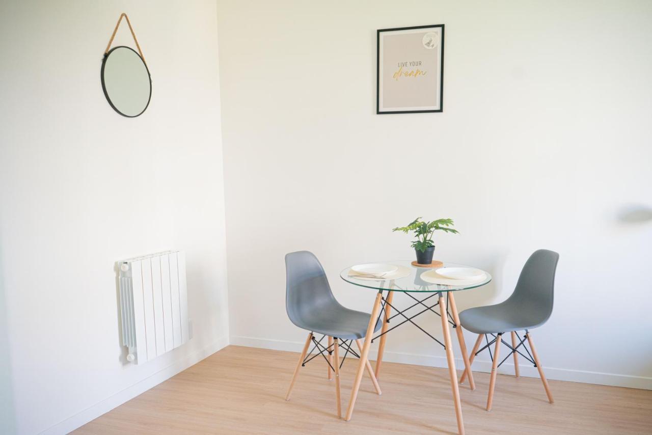Studios Cozy Proche Gare Tgv Chatellerault Bagian luar foto