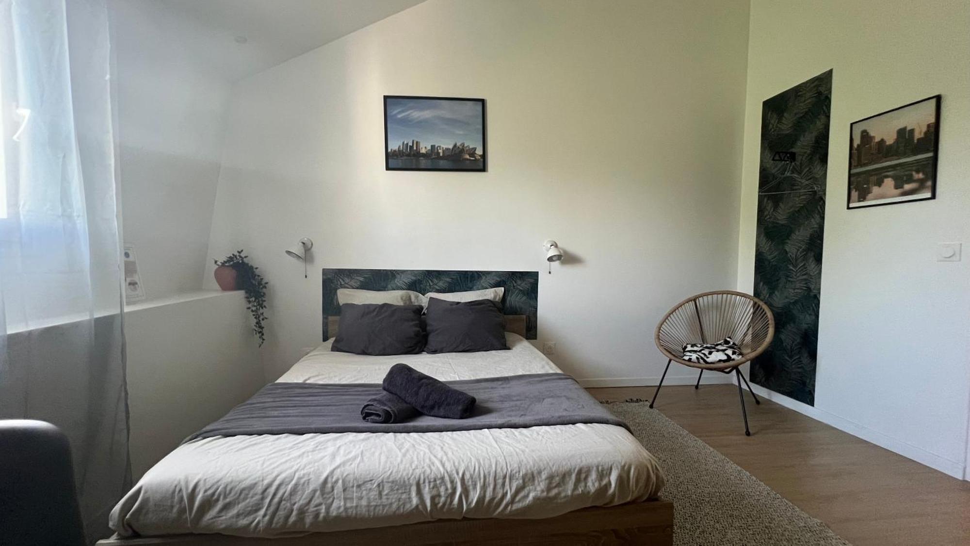 Studios Cozy Proche Gare Tgv Chatellerault Bagian luar foto