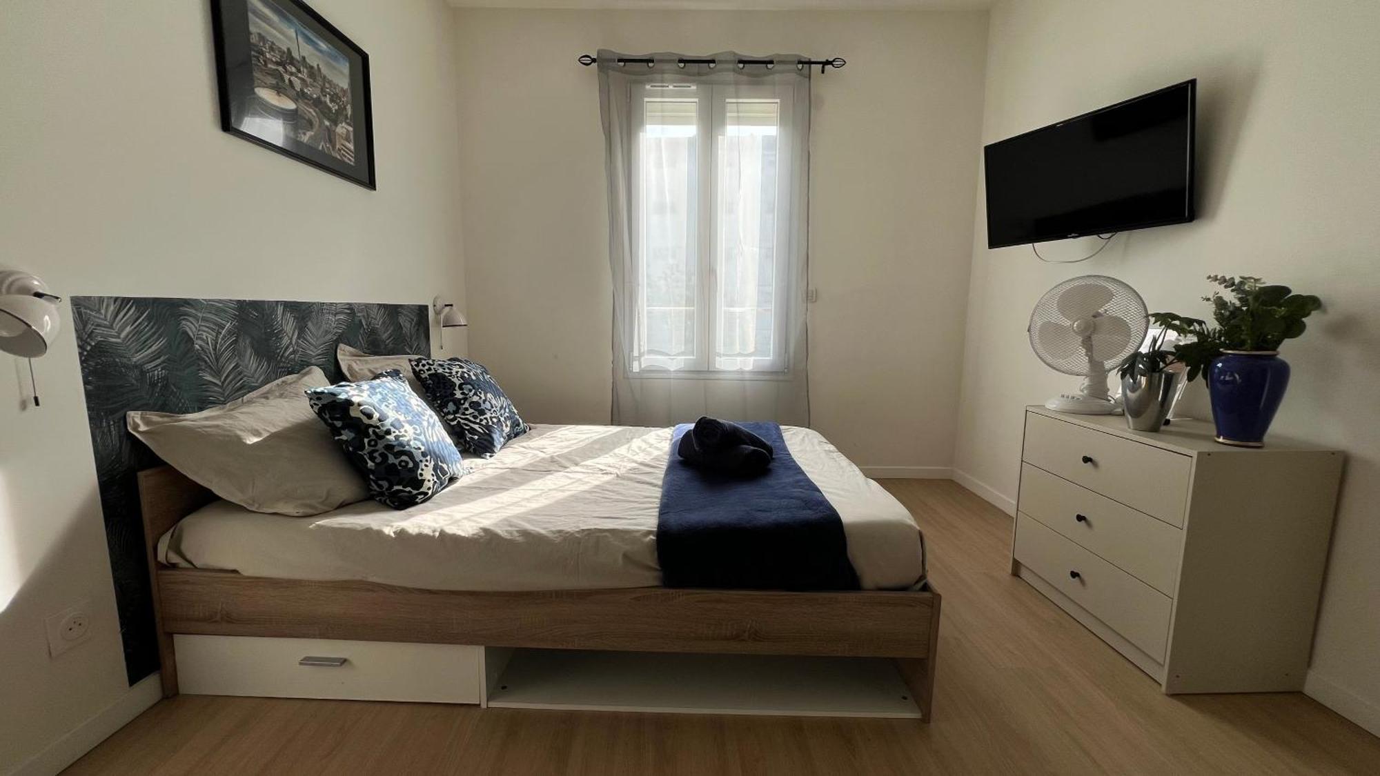 Studios Cozy Proche Gare Tgv Chatellerault Bagian luar foto