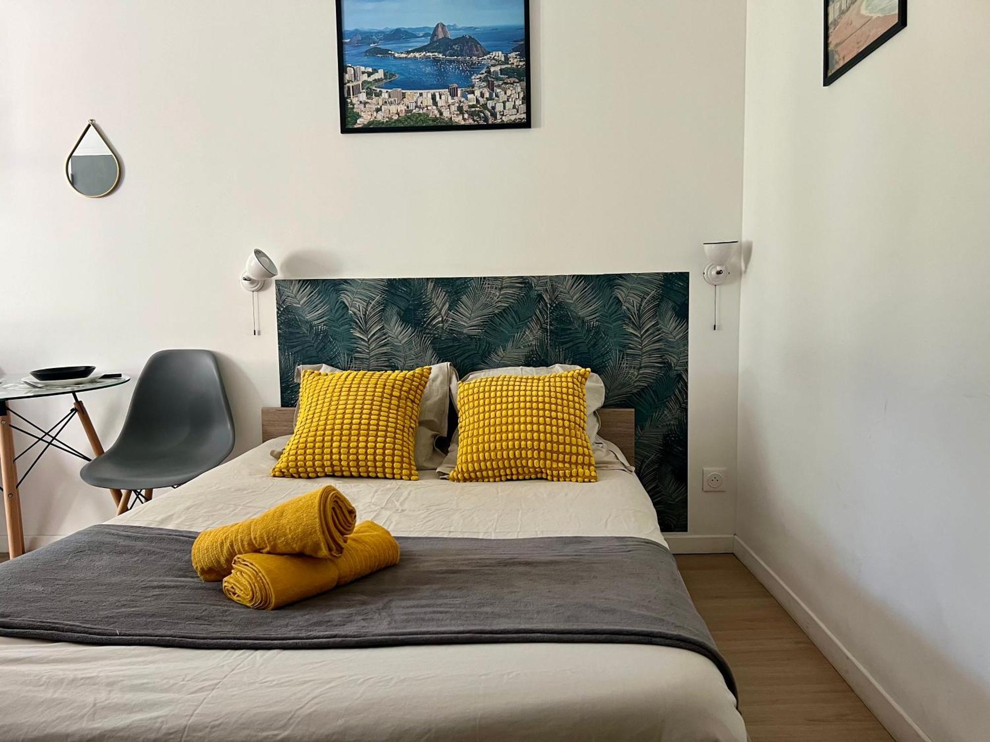 Studios Cozy Proche Gare Tgv Chatellerault Bagian luar foto